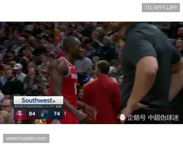 林迪-沃特斯晒照祝圣诞快乐晚安 运动员分享节日温馨时刻